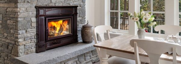 Stock Image - Hampton -  HI500  Wood Insert Hampton - Stove Depot and Chimney Works