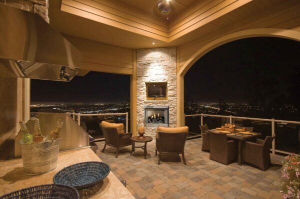 Stock Image - American Hearth - Outdoor Traditional Premium Fireplaces American Hearth - Stove Depot and Chimney Works
