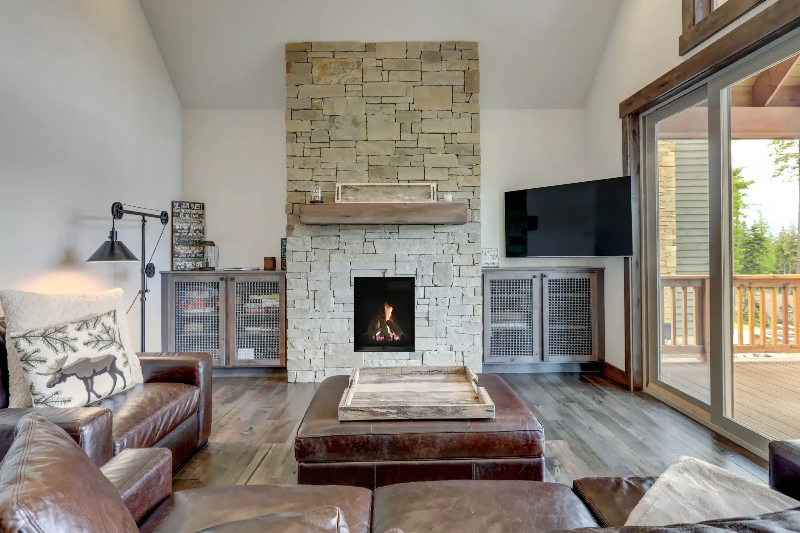 Acucraft 32-Inch Direct Vent Gas Fireplace - Image 6